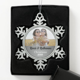 Frau Silver Damask Foto Schneeflocken Zinn-Ornament