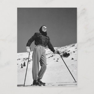 Frau Skier Postkarte