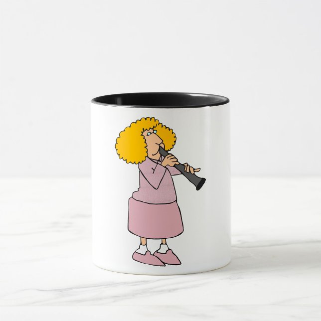 Frau spielt Klarinette-Tasse Tasse (Von Creator hochgeladen)