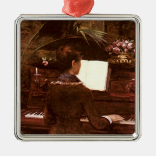 Frau spielt Klavier Ornament Aus Metall