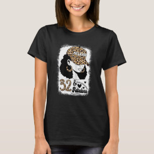 Frauen 32 Jahre alt Fabelous Messy Bun Afro Leopar T-Shirt