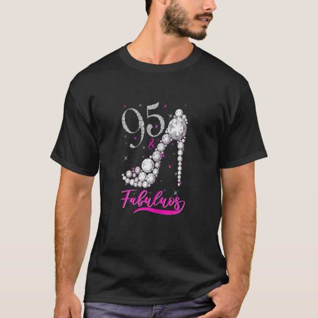 Frauen 95 Jahre alte, fabelhafte Diamantschuhe 9 T-Shirt (Vorderseite)