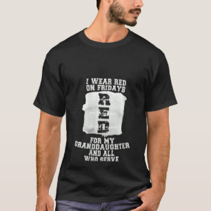 Frauen am Freitag tragen wir Rot am Freitag Milita T-Shirt
