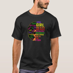 Frauen April Girl She Slays & Prays April Birthda T-Shirt