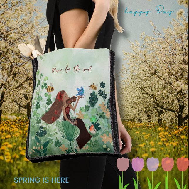 Frauen auf der Wiese spielen Geige (Women in meadow playing a violin tote bag)