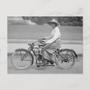 Frauen auf Motorrad Vintages Foto Postkarte