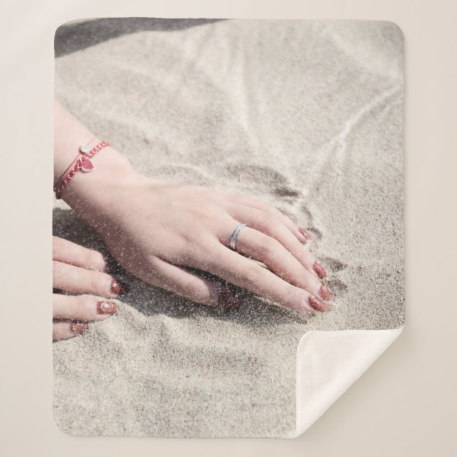 Frauen auf weißem Sand Sherpadecke (Vorderseite)