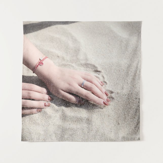 Frauen auf weißem Sand Wandteppich (Vorderseite)