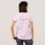 Frauen Bachelorette Bridesmaid Doppelseitig T-Shirt<br><div class="desc">Benutzerdefiniert Hinzufügen von Bildtext hier Bekleidung Bekleidungsvorlage Personalisierte doppelseitige Druckwülsten Pink Junggeselinnen-Abschied Bridesmaid Skriptname Basic T - Shirt.</div>
