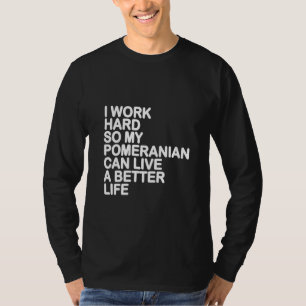 Frauen, die ich fleißig arbeite, damit mein Spitz T-Shirt