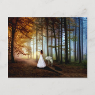 Frauen, die mit einem Wolf laufen Postkarte