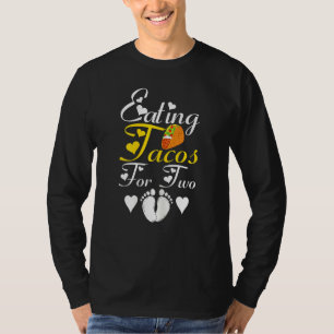 Frauen, die Tacos essen, für zwei lustige schwange T-Shirt
