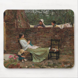Frauen, die über der Gartenmauer chatten (Klatsch) Mousepad