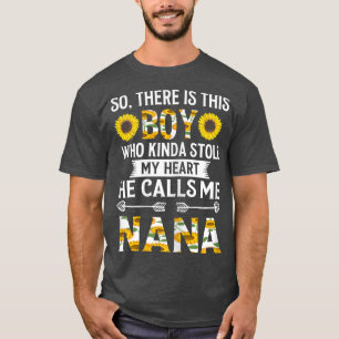 Frauen Dieser Junge nennt mich Nana Großmutter  T-Shirt