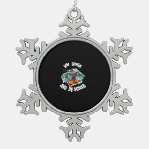 Frauen Essen Trinken Und Sei Gruselig Halloween Mo Schneeflocken Zinn-Ornament