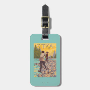 Frauen fliegen Fischen - Sitka, Alaska Gepäckanhänger