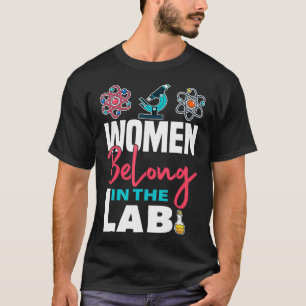 Frauen gehören in die Labrador-Wissenschaft T-Shirt
