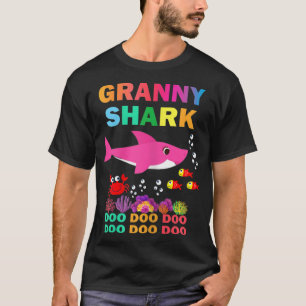Frauen Granny Shark Shirt passt Familienmutter