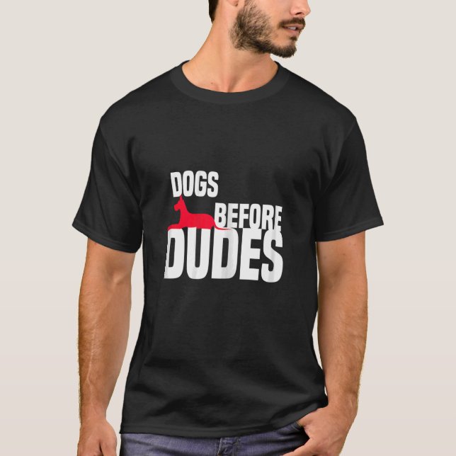 Frauen Hunde vor Typen Hundefutter T-Shirt (Vorderseite)