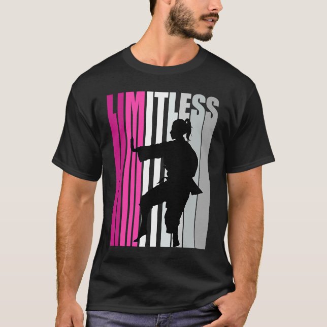 Frauen Karate Pink Limitless Birthday Coach Party T-Shirt (Vorderseite)