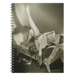 Frauen-Lesezeitschrift Notizblock