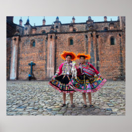 Frauen mit Lamm in Cusco, Peru Poster