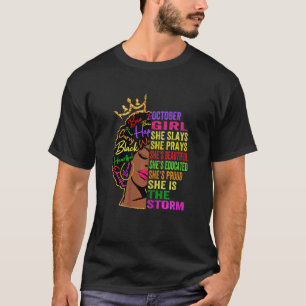 Frauen Oktober Girl She Slays & Prays Oktober Bir T-Shirt