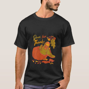 Frauen rennen um Dank für den Erntedank von Nurse  T-Shirt