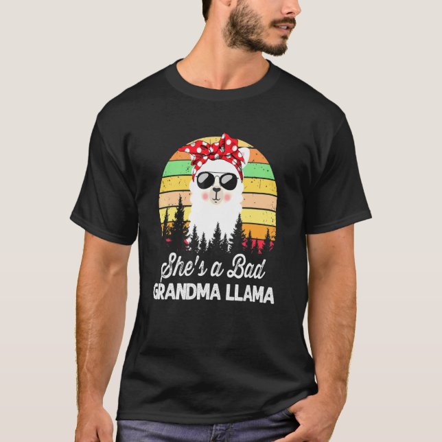 Frauen Sie ist eine schlechte Oma Llama Mama Vinta T-Shirt (Vorderseite)