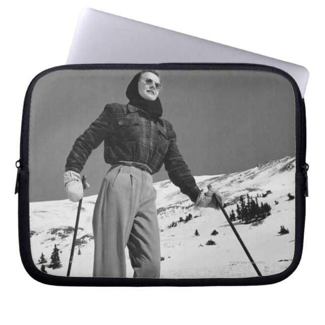 Frauen-Skifahrer Laptopschutzhülle (Vorderseite)