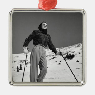 Frauen-Skifahrer Silbernes Ornament