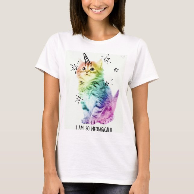 Frauen-T - Shirt-Regenbogenunicorn-Katze T-Shirt (Vorderseite)