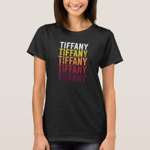 Frauen Tiffany Retro Wordmark Muster Vintag Story T-Shirt