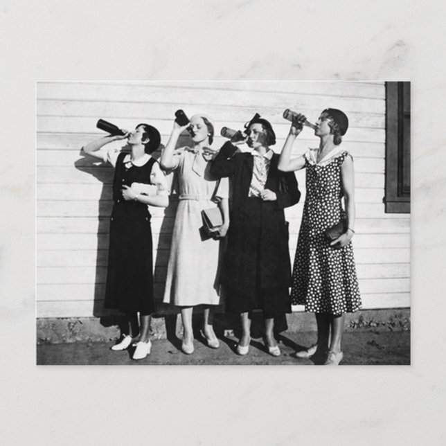 Frauen trinken Bier Alte Fotografie Vintages Bier Postkarte (Vorderseite)
