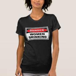 Frauen trinken T-Shirt