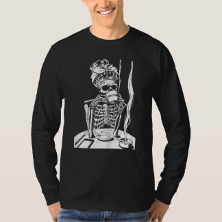 Frauen Unordentlicher Dutt Skelett Trinkt Kaffee T-Shirt