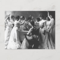 Frauengruppe Anfang der 1900er Champagne Toast