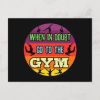 Frauengymnastik im Zweifelsfall Gehe zum Fitnessst