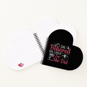 Frauengymnastik - Sie glaubte, sie könne Notizbuch