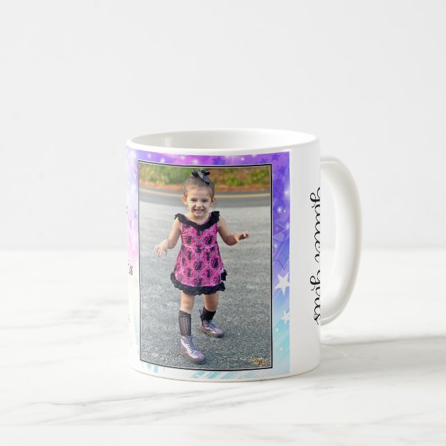 Fräulein Oktober 2026 Tasse (VorderseiteRechts)