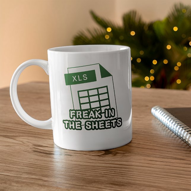 Freak in den Blättern, Funny Accountant Spreadshee Kaffeetasse (Von Creator hochgeladen)