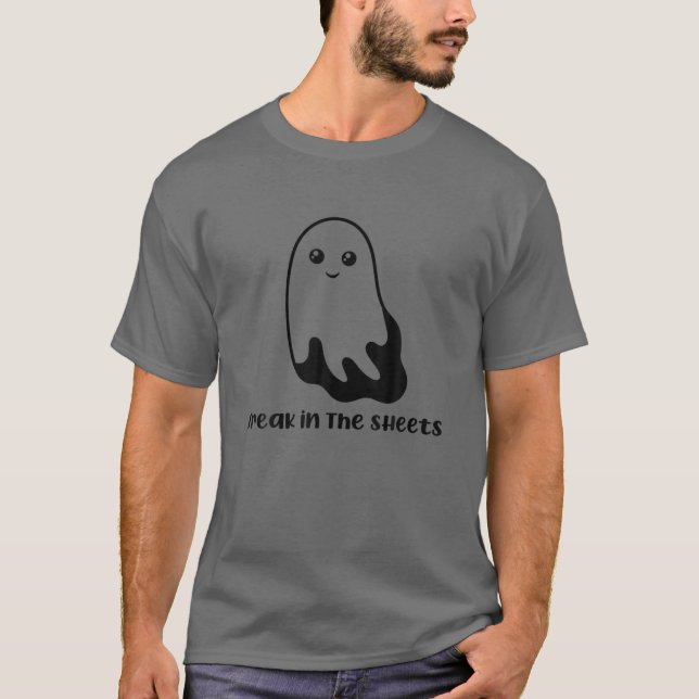 FREAK IN SHEETS Funny Ghost Costume Halloween T-Shirt (Vorderseite)