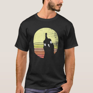 Freche Hühner-Retro-Sonnenuntergangs-Farm T-Shirt