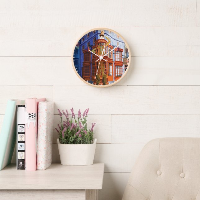 Fred und George bei Weasleys Wizard Wheezes Uhr (Lesesaal)