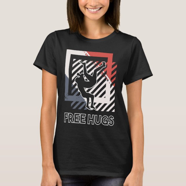 Free Hus Cuddle Embrace Professional Wrestling Coa T-Shirt (Vorderseite)