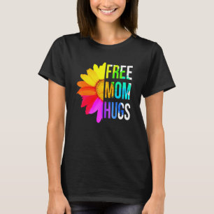 Free Mama Hugs Gay Pride Lgbt Daisy Rainbow Blume T-Shirt