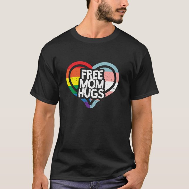 Free Mama Hugs Rainbow Pride T Shirt (Vorderseite)
