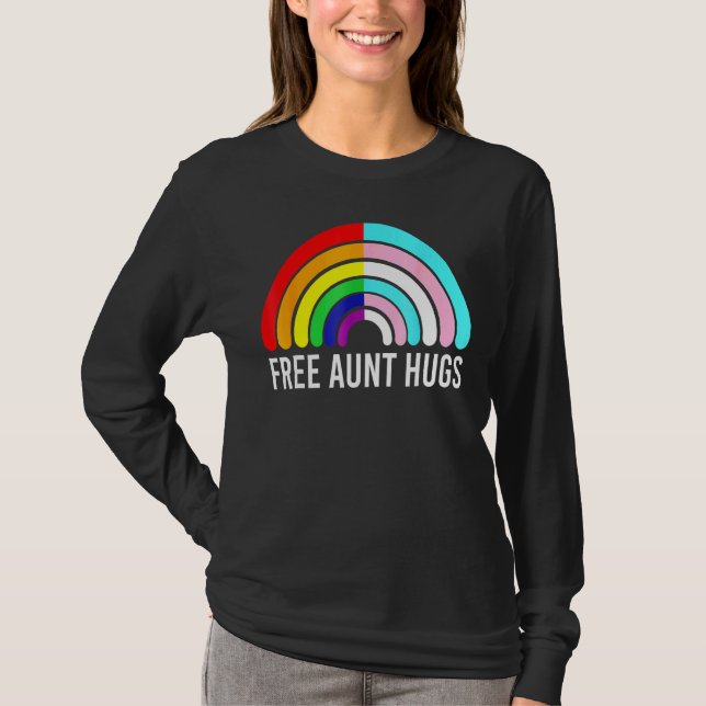 Free Tunt Hugs Rainbow Transgender Flag Lgbtq Gay T-Shirt (Vorderseite)