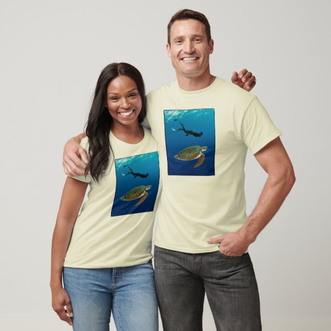 Freediver und grüne Schildkröte - Bio. Weiß (Männe T-Shirt (Unisex)