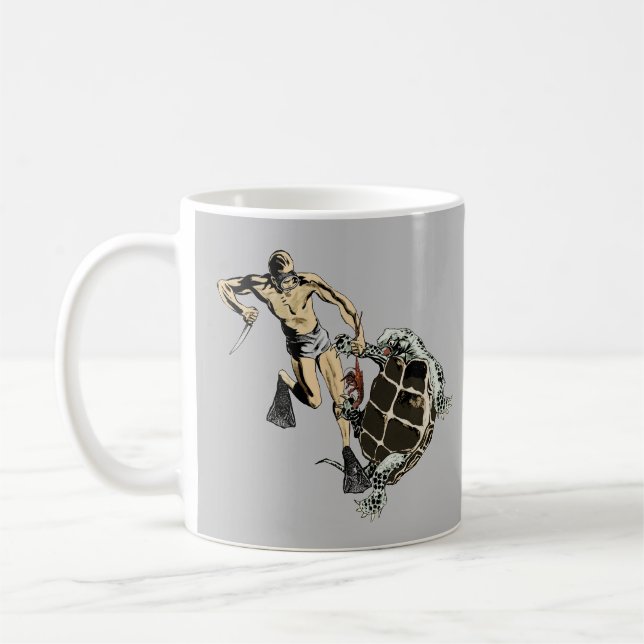 Freediving Diver Fighting a Turtle for a Hummer Kaffeetasse (Links)